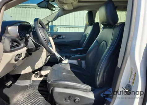 2018 Chrysler Pacifica Limited z USA, uszkodzony, nr VIN 2C4RC1GG3JR272234